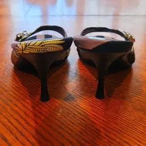 靴 Vintage Dior Key Buckle Heel Sandals Christian Dior by John Galliano Vintage Floral Lock & Key